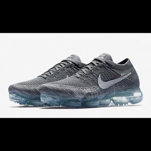 Meet your Posher, Adrian