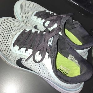 Tiffany blue Nike free run!