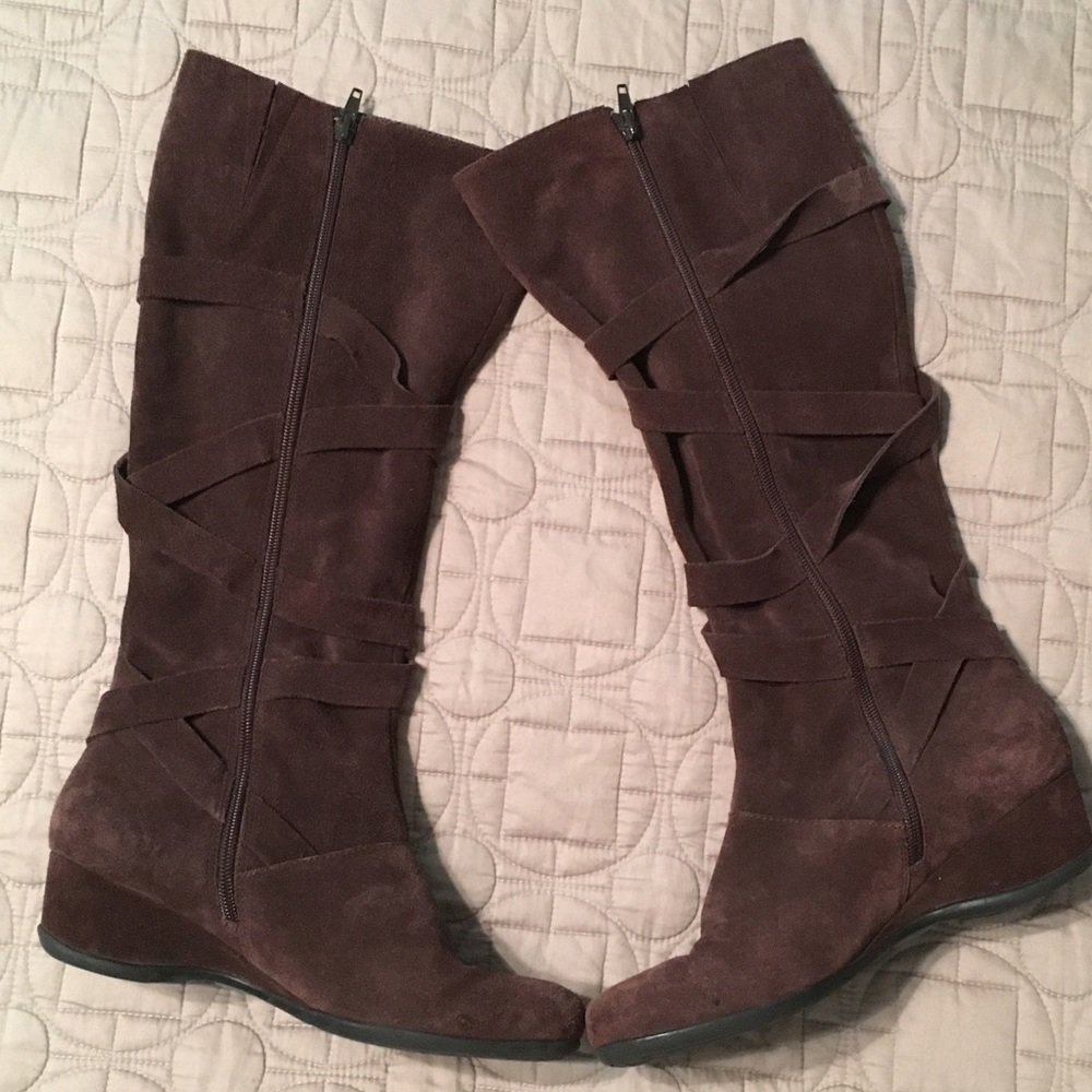 Suede Riding Boots - Picture 5 of 6