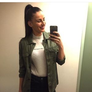 Meet your Posher, Dijana