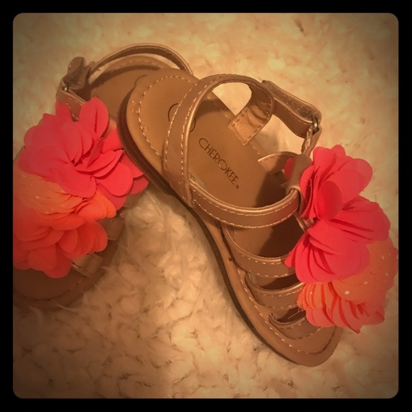 🖤TODDLER SANDALS🖤 - Picture 2 of 4