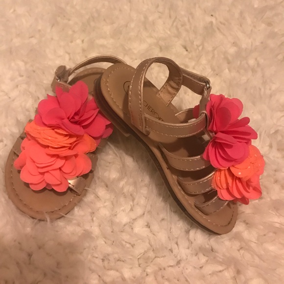 🖤TODDLER SANDALS🖤 - Picture 3 of 4