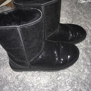 Black Sequence Uggs