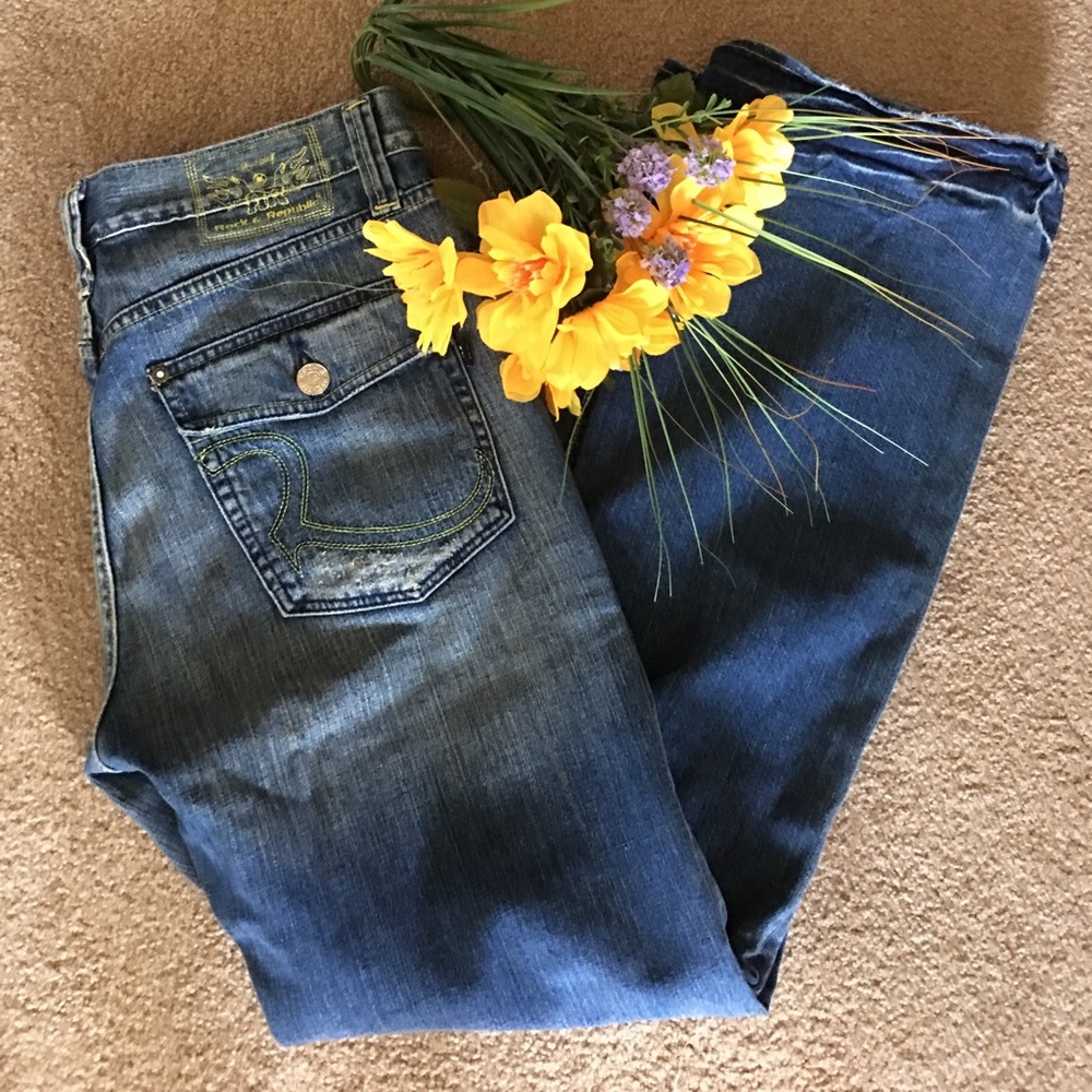 AWESOME ROCK & REPUBLIC DISTRESS JEANS