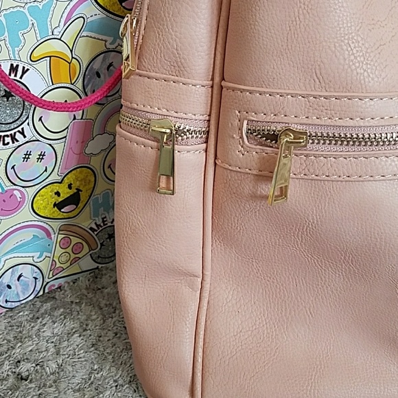 Todomoda Embroidered Festival Backpack - Picture 3 of 6