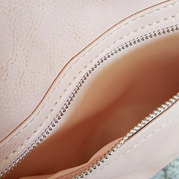 Todomoda Embroidered Festival Backpack - Picture 6 of 6