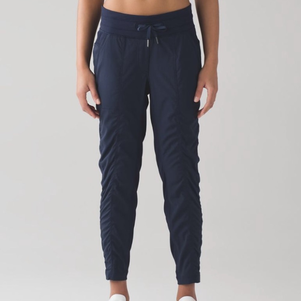 Lululemon Athletica Street to Studio Pant ll