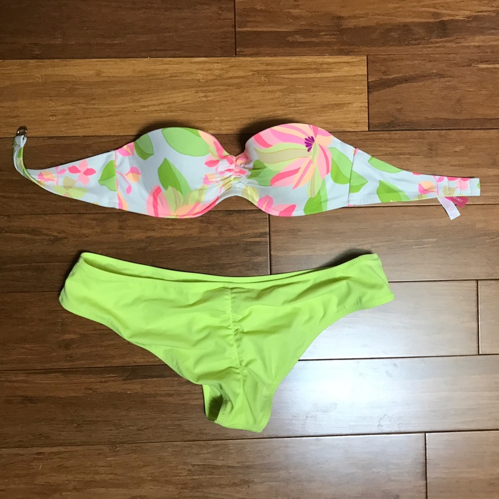 Victoria's Secret bikini