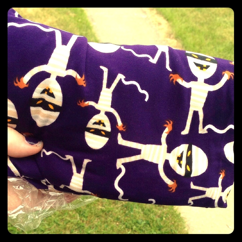 SOLD BNWT Lularoe TC Halloween Mummy Leggings