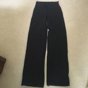 Lululemon Relaxed Fit Pant
