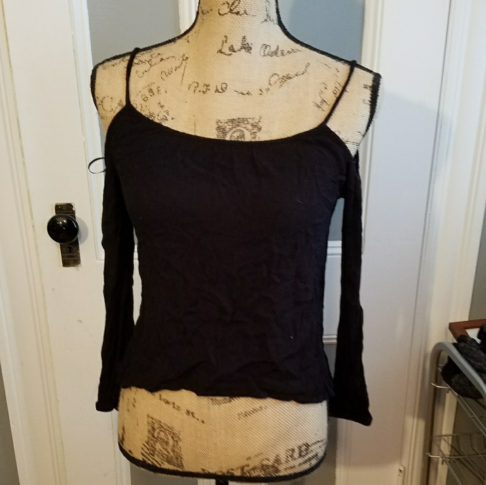 Cold shoulder top