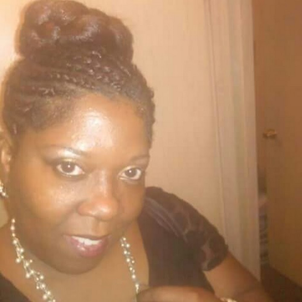 Meet your Posher, Jacqueline