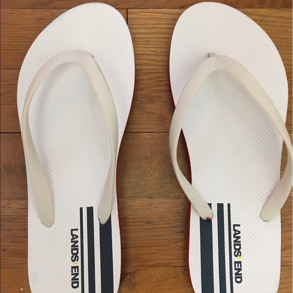 Brand new Lands end rubber flip flops