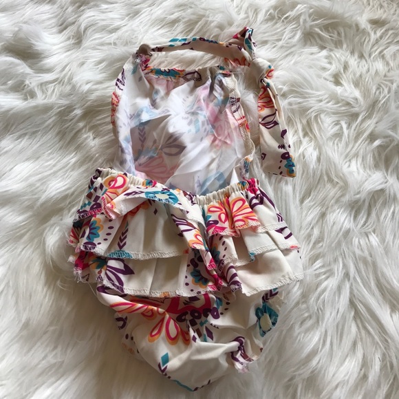 Floral Romper - Picture 2 of 4