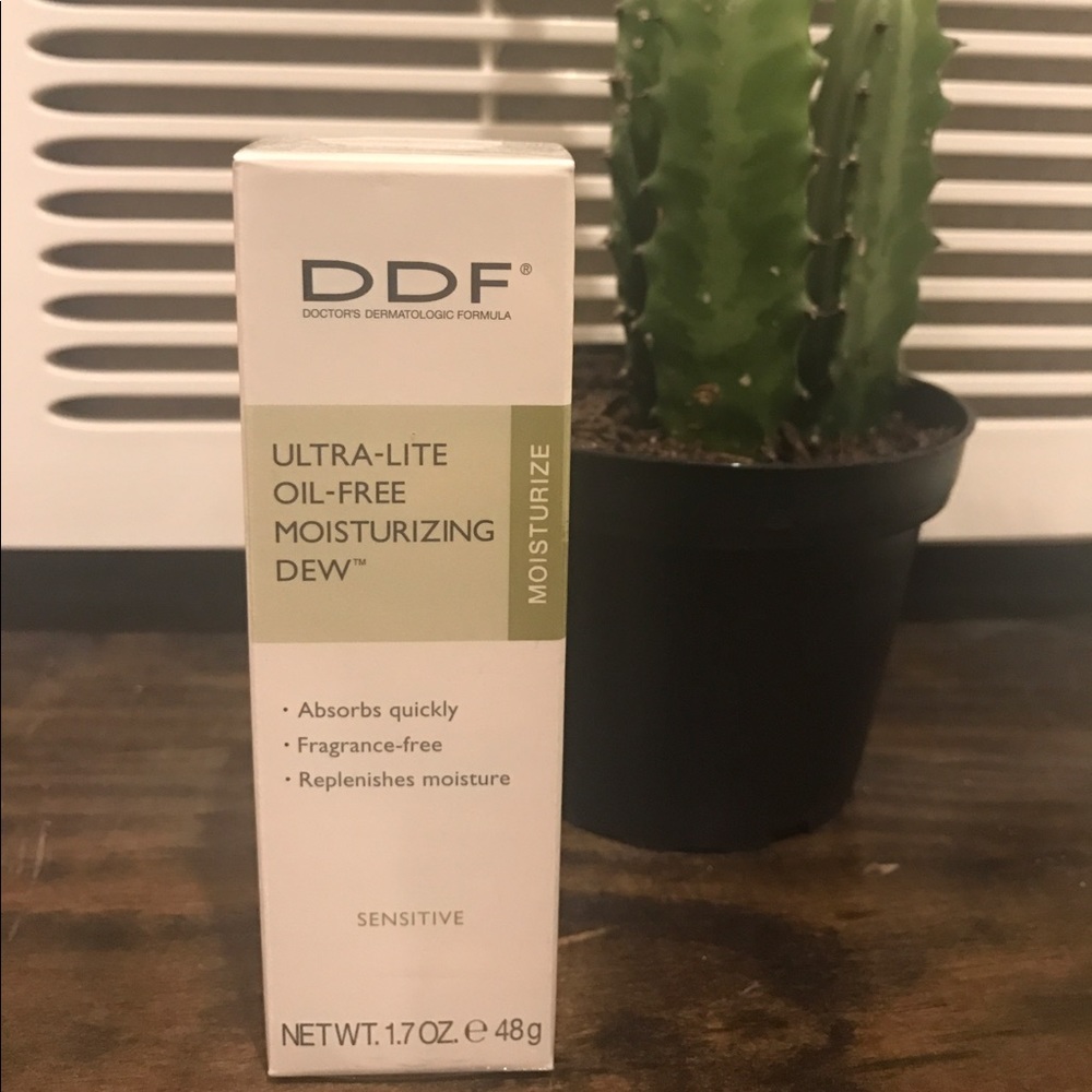 DDF ULTRA-LITE OIL-FREE MOISTURIZING DEW
