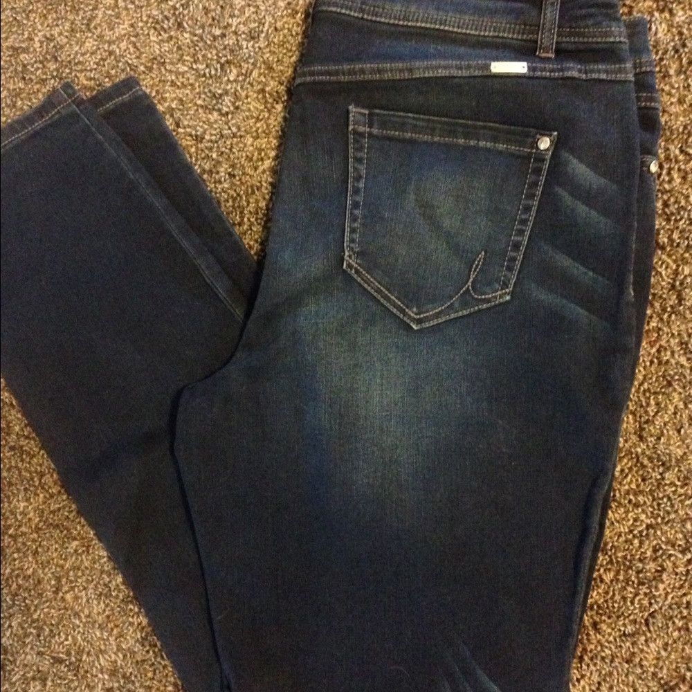 Skinny jeans