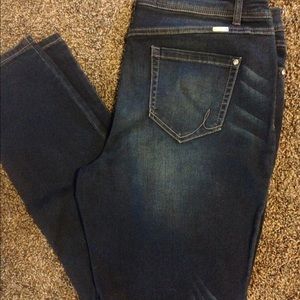 Skinny jeans