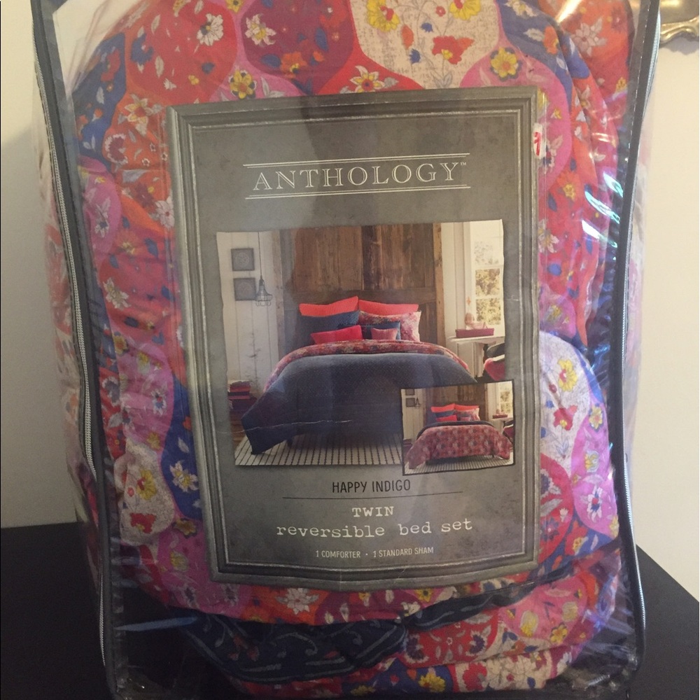 Anthology twin bed set NEVER USED BRAND NEW