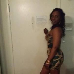 Meet your Posher, Tiffany