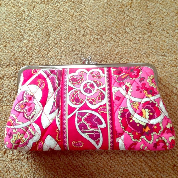 Vera Bradley Handbags - Vera Bradley Clutch Wallet