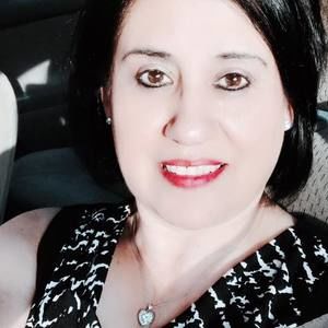 Meet your Posher, Celia