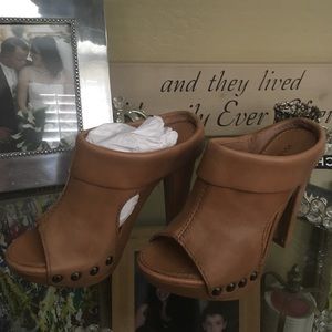 Super cute Matisse heel 6.5