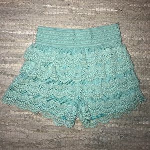 Alt. B shorts
