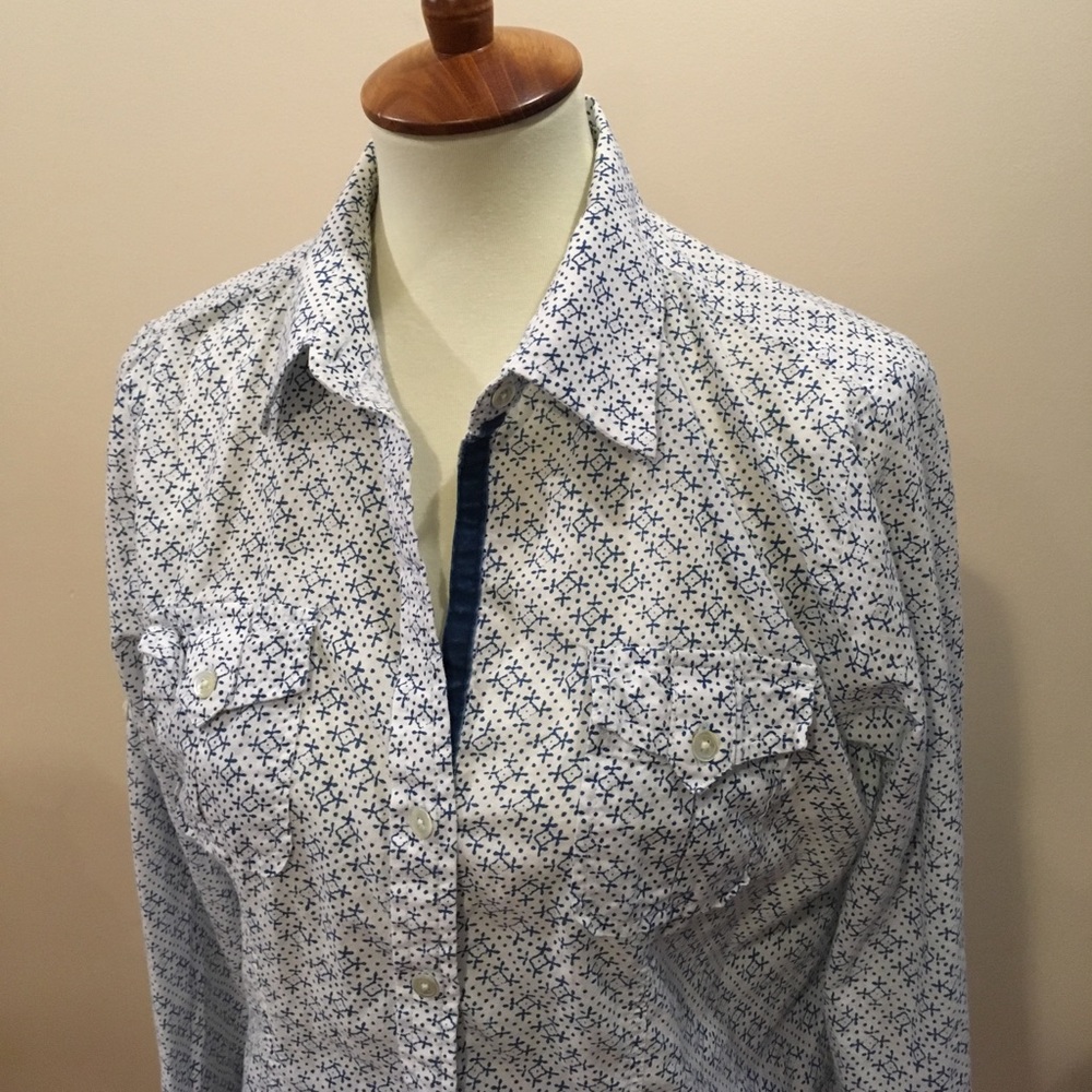 Great top, a little beachy