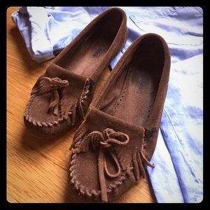 Minnetonka brown suede/leather moccasins