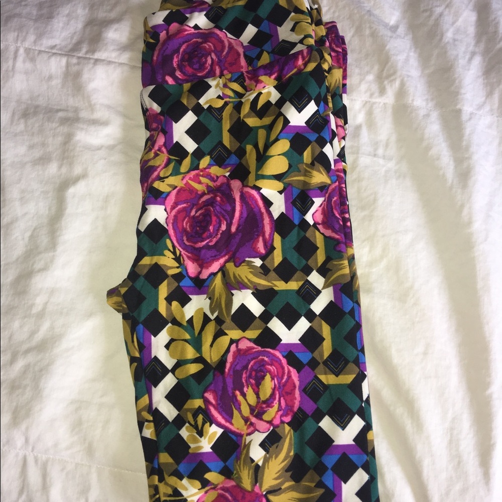 Rose trellis Lularoe leggings OS BNWT