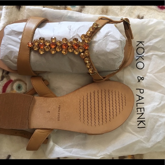 Sandals - Picture 4 of 4