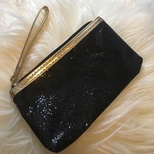 Black sparkly wristlet