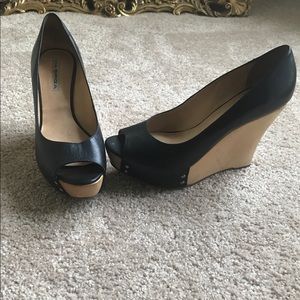 Wedge peep toe