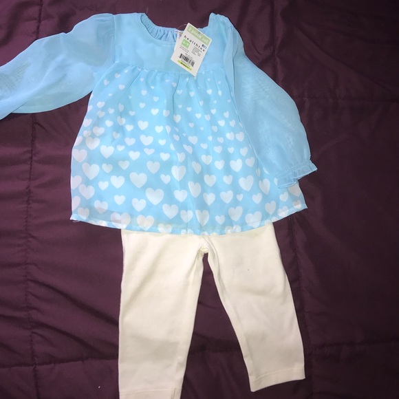 Baby Blue outfit - Picture 2 of 2