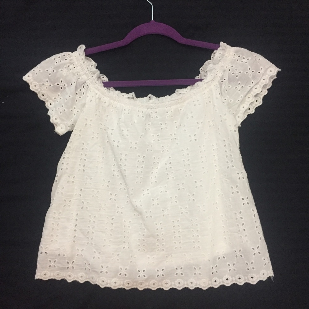 Summer top eyelet