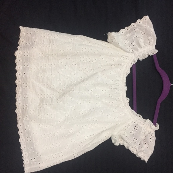 Summer top eyelet - Picture 3 of 3