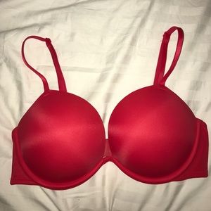 Victoria's Secret Wear Everywhere Super PushUp Bra