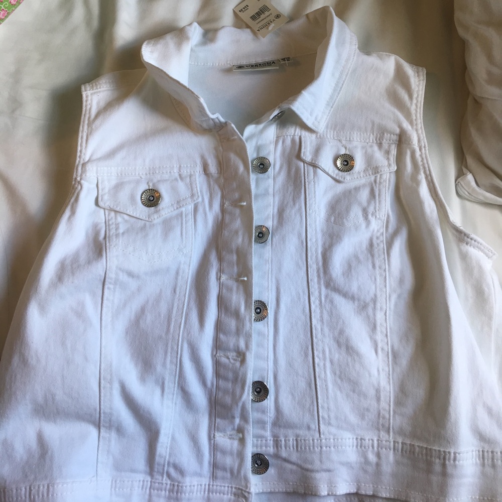 BNWT White Denim Vest!