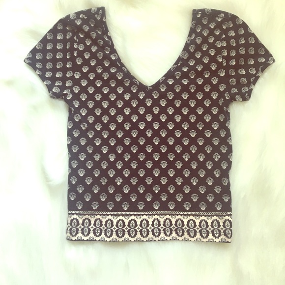 Patterned crop top - Picture 1 of 1