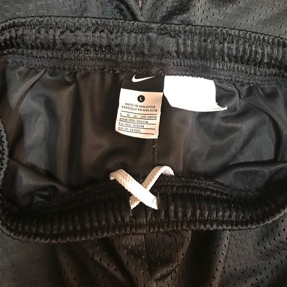 Nike Athletic Shorts - Picture 4 of 4