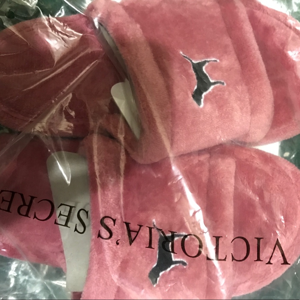 Victoria's Secret PINK slippers