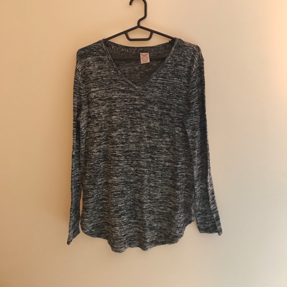 Grey comfy long sleeve top