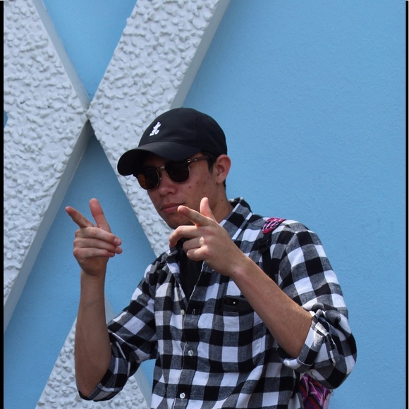 Meet your Posher, Adam - Picture 1 of 1