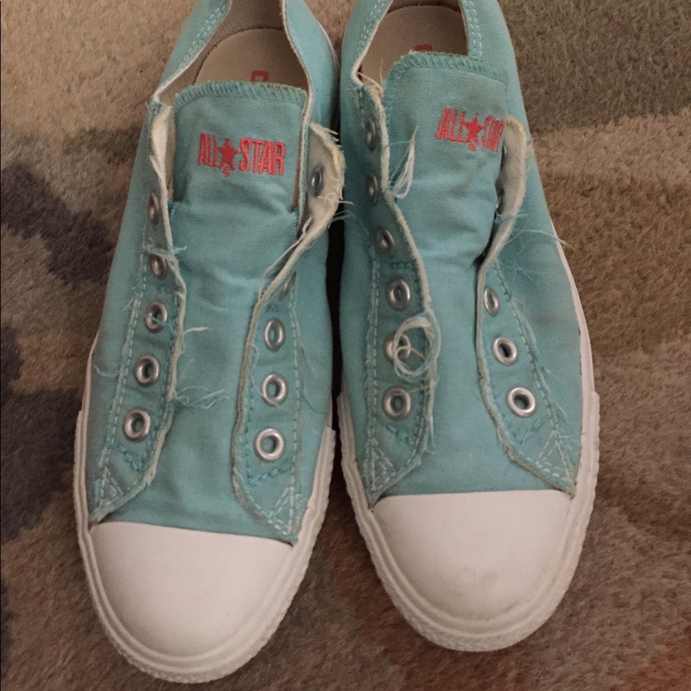 Women's converse size 9