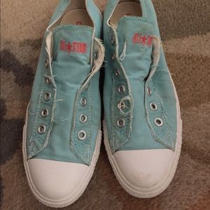 Women's converse size 9