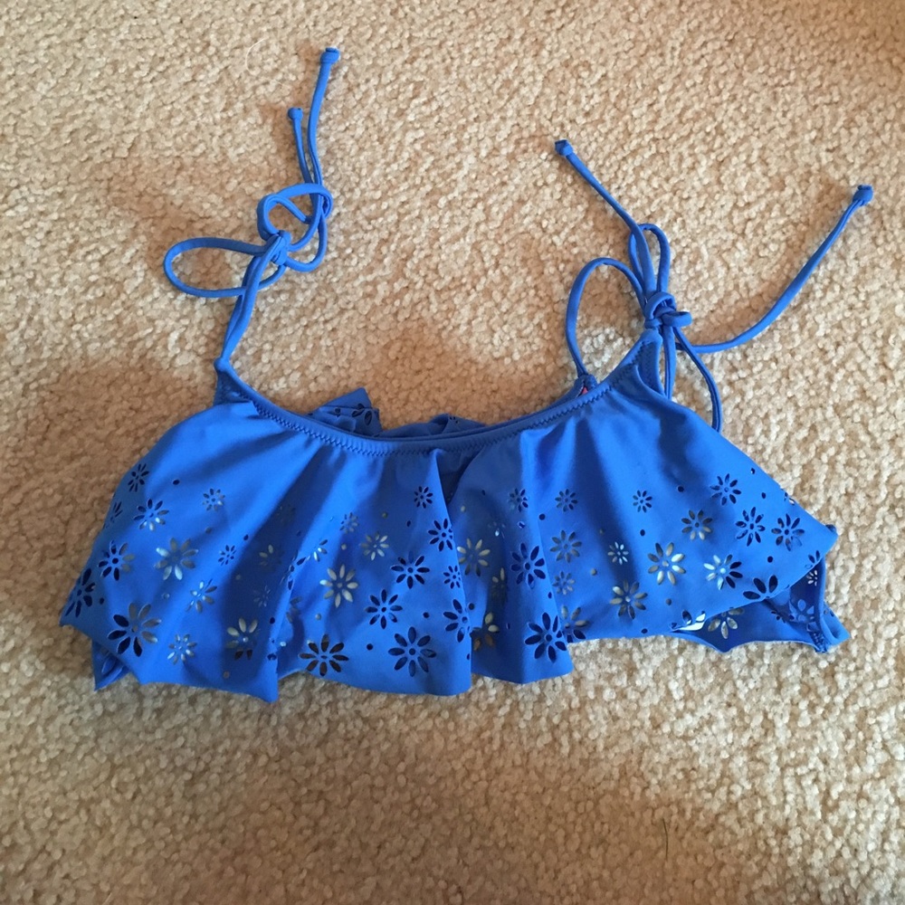 VS Pink Blue Flounce Bikini Top