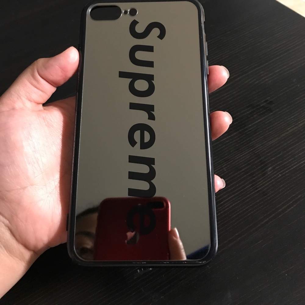 Supreme Case iPhone 7+ Black & Mirrored Back