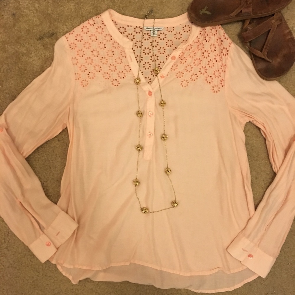 AE light pink/peach blouse