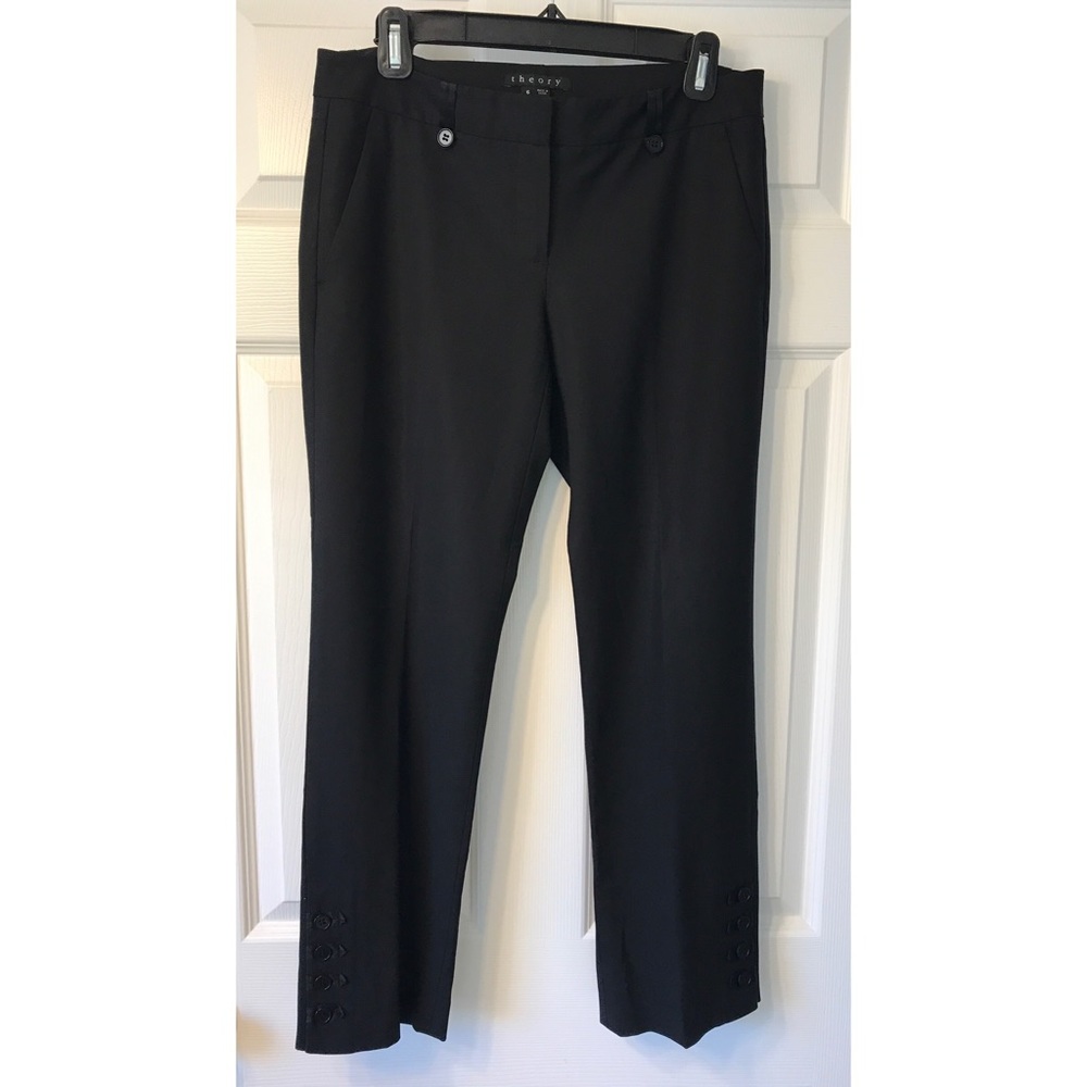 THEORY Black Cropped Slacks
