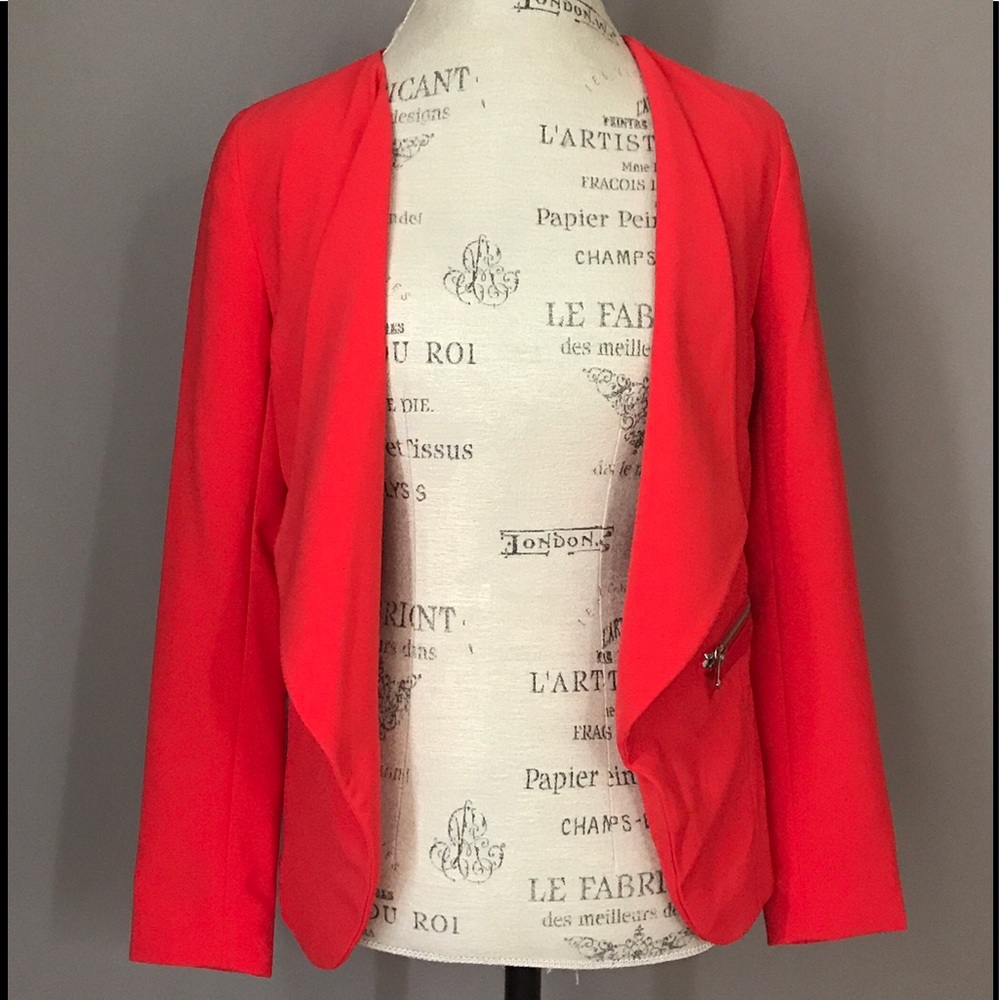 Red padded shoulder blazer